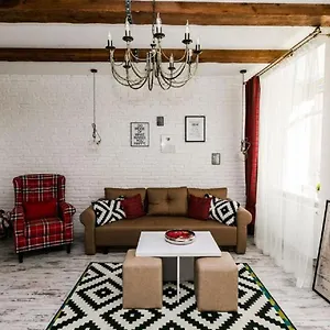 https://staroevreyskaapart.hotelslviv.net